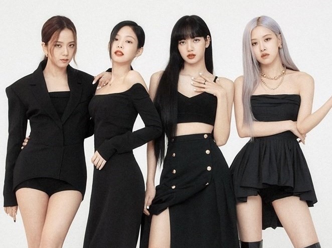 https://www.diamondflower.vn/storage/blogs/Blackpink_1671007899.jpeg