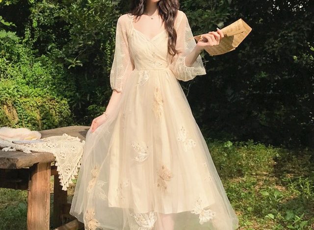https://www.diamondflower.vn/storage/blogs/cach-phoi-day-chuyen-voi-dam_1669281199.jpg