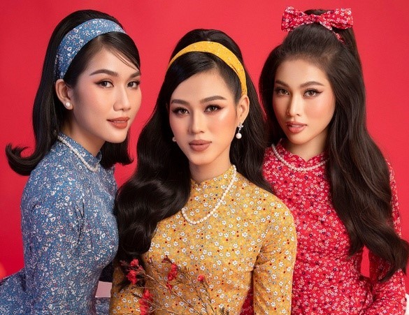 https://www.diamondflower.vn/storage/blogs/mau-sac-ngay-tet_1671613329.jpg