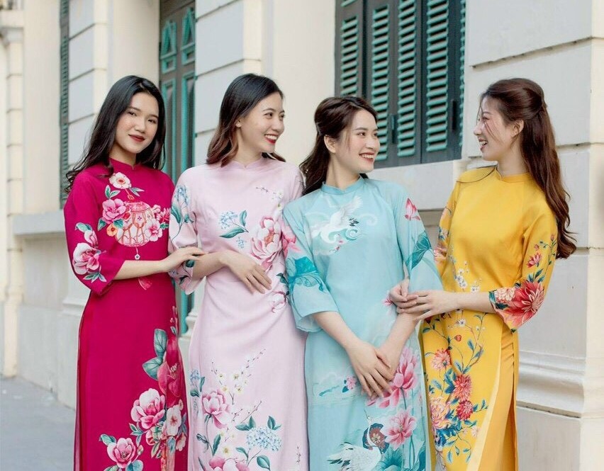 https://www.diamondflower.vn/storage/blogs/sac-mau-mua-xuan_1671707679.jpg
