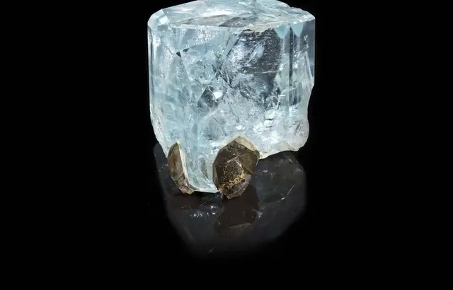 https://www.diamondflower.vn/storage/blogs/vien-da-co-gia-tri_1663557847.png